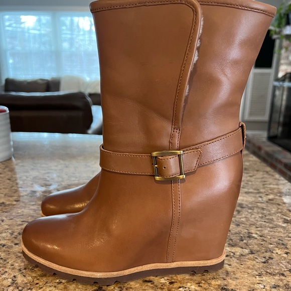 UGG | Shoes | Womens Ugg Wedge Boots 